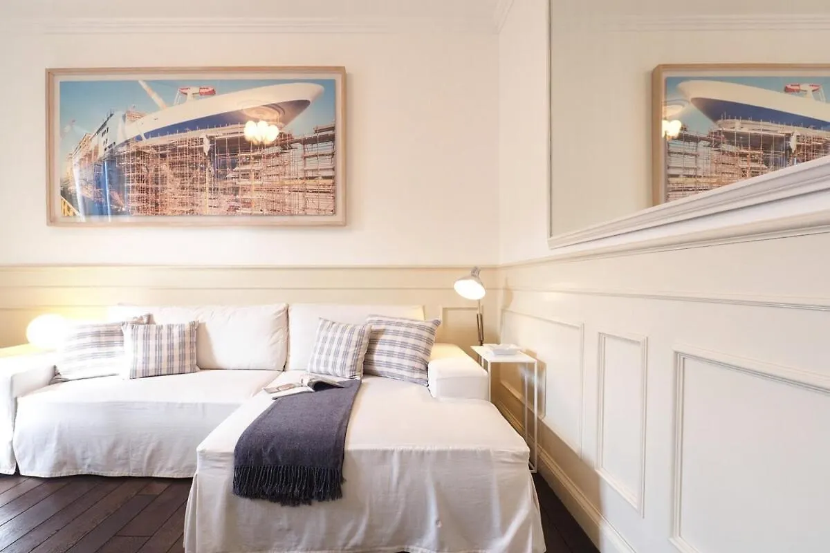 Refined And Bright One-Bedroom Near Risorgimento Milan Italy