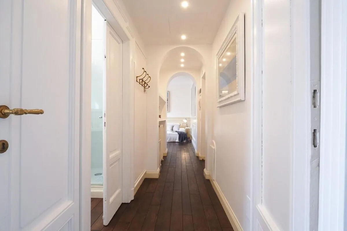 Refined And Bright One-Bedroom Near Risorgimento Milan 0*,