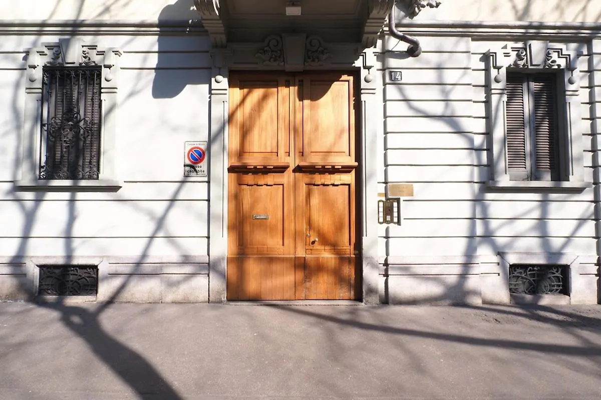 Refined And Bright One-Bedroom Near Risorgimento Milan Apartment